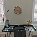 Appartement Jungle - - Netflix *