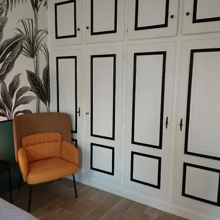 Jungle - - Netflix Apartment *